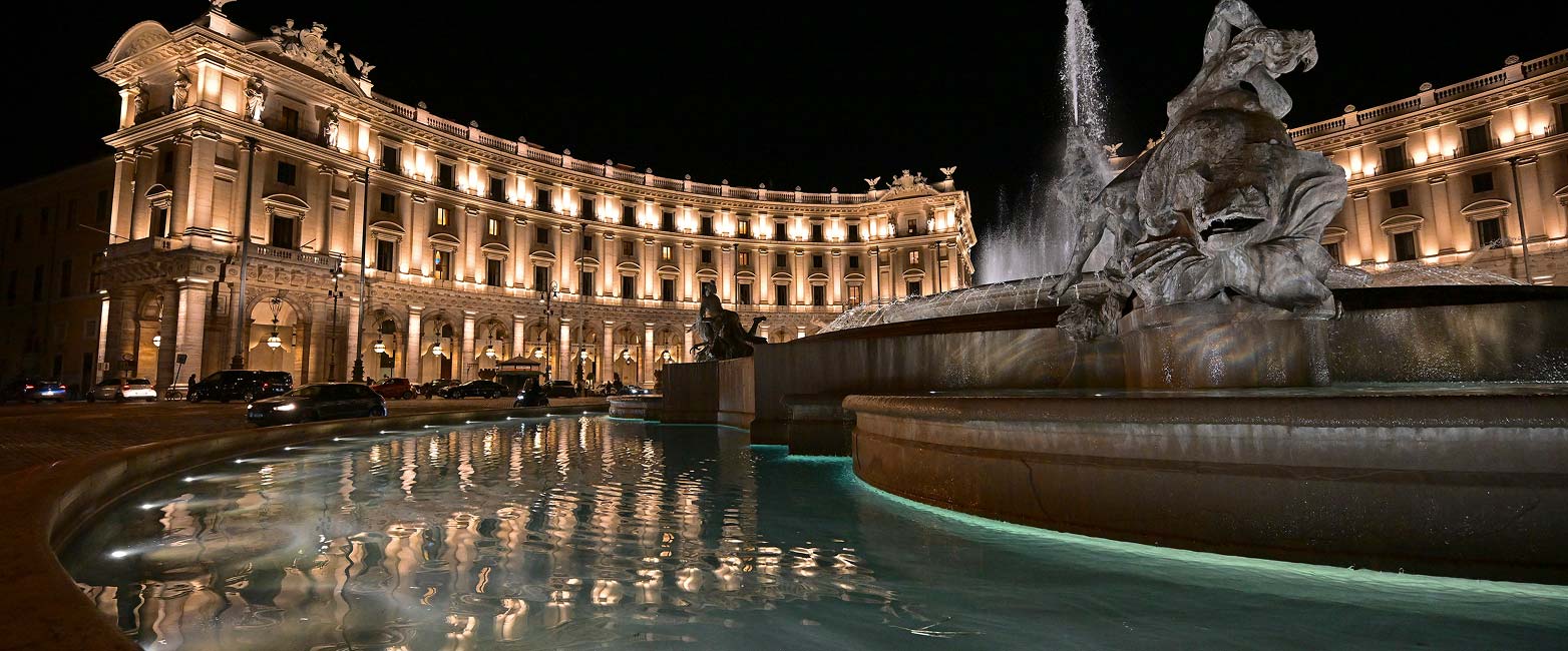 Nuova illuminazione artistica di Piazza della Repubblica