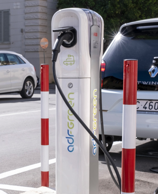 Colonnina di ricarica elettrica