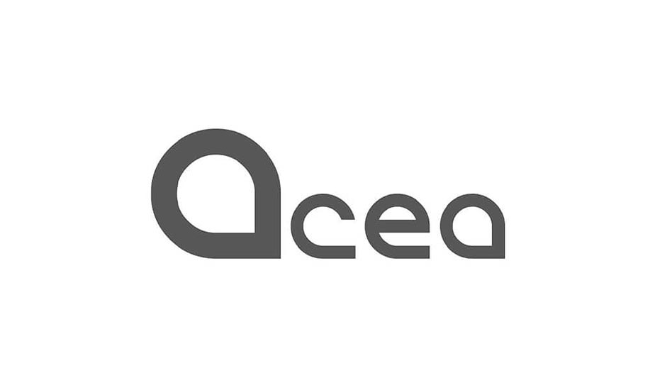 Logo Acea in versione monocromatica in grigio scuro, con design minimalista e moderno