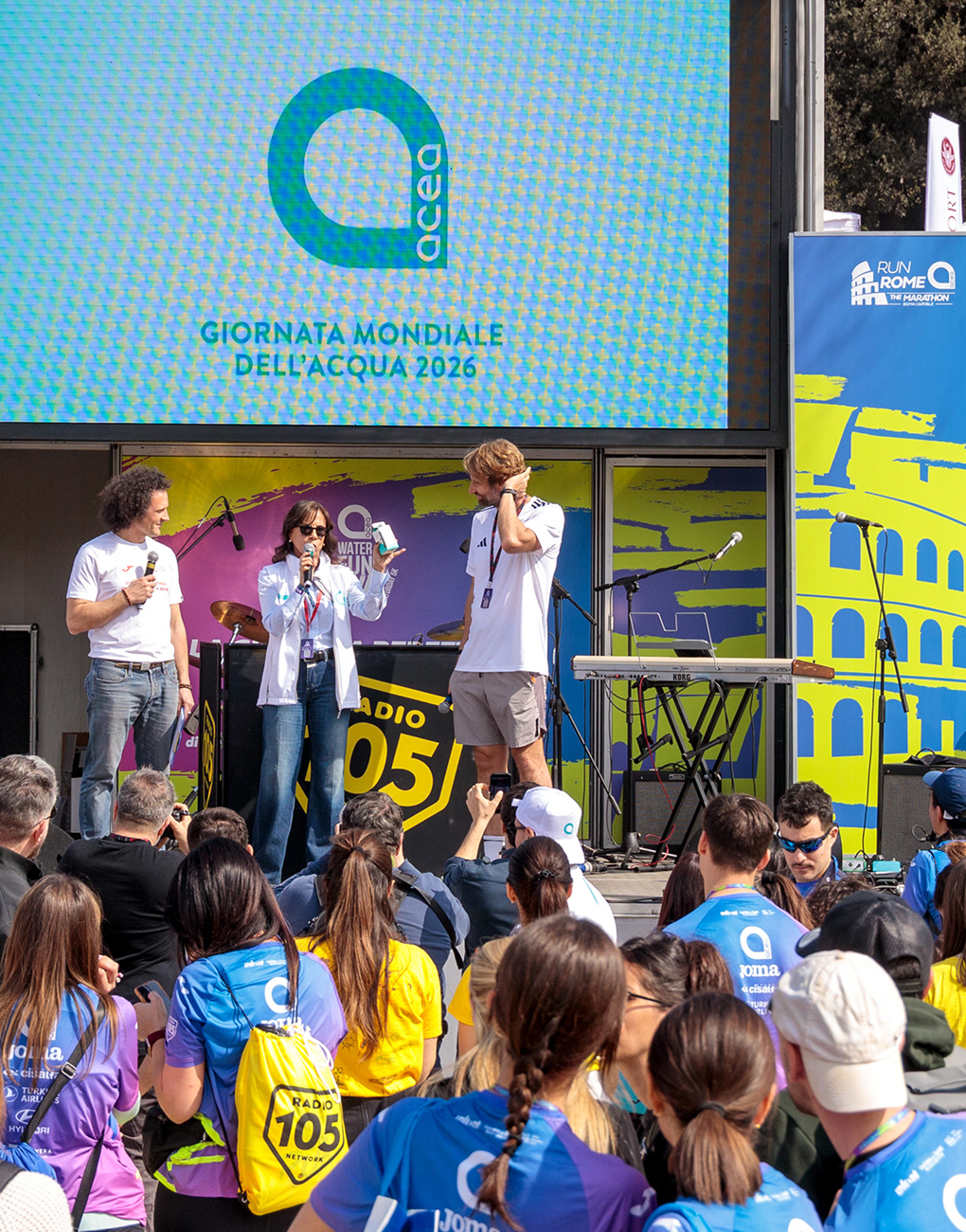 Barbara Marinali, president of Acea, speaks from the stage of Radio 105