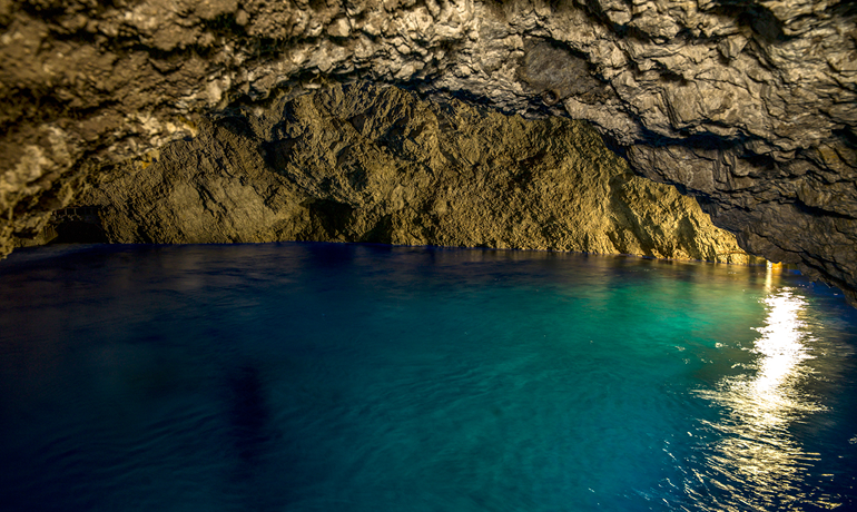 Grotta dell'acquedotto del Peschiera