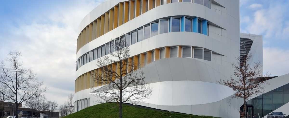 Sede dell' Istituto Fraunhofer alimentato dall'energia solare